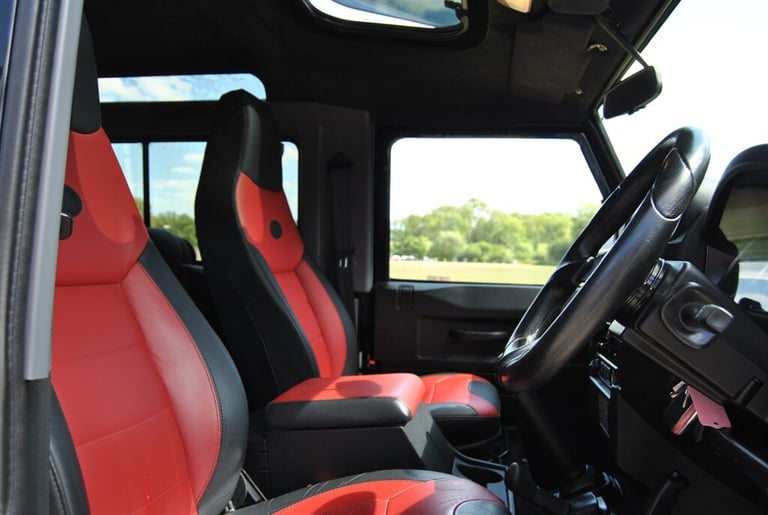 2015 Land Rover Defender XS Station Wagon TDCi [2.2] WINDOW VAN DIESEL Manual