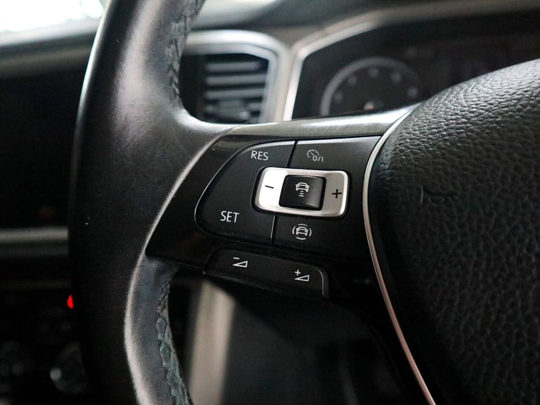 2020 Volkswagen T-Roc 1.0 Design TSI 5DR Suv Petrol Suv Petrol Manual