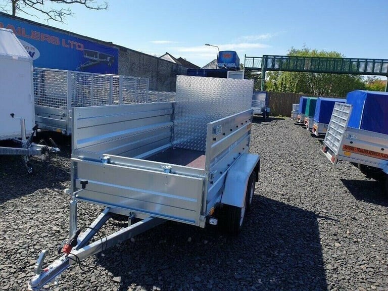 BRAND NEW 8,7FT X 4,2FT TWIN AXLE DOUBLE BROADSIDE TRAILER WITH RAMP 750KG UN BRAKED