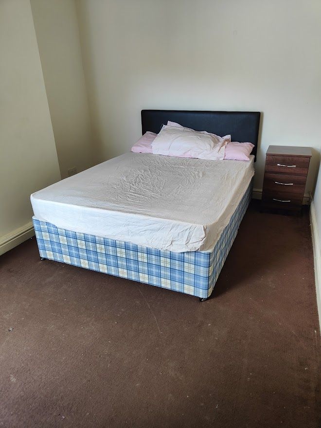 U.C. Welcome Luxury Flats / Rooms Available Are you on benefits