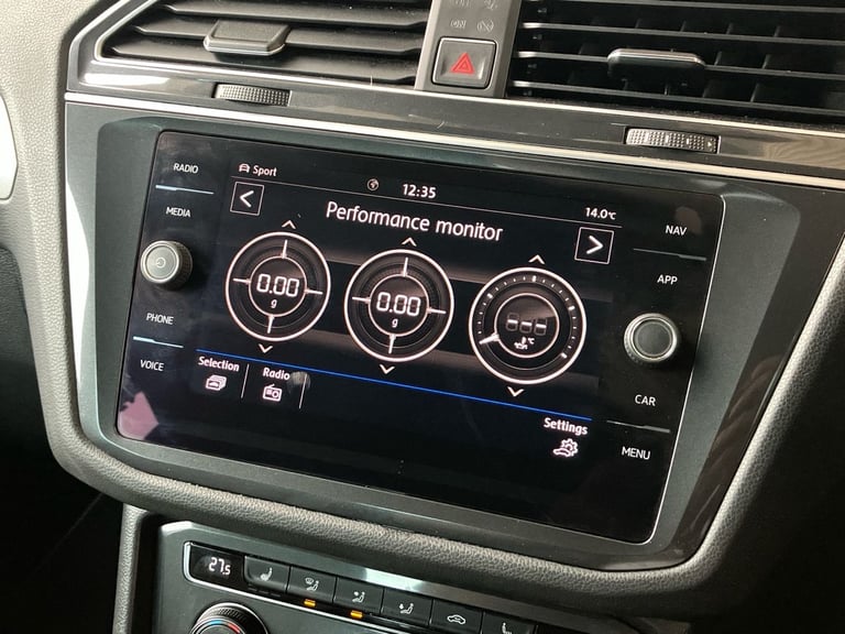 2017 Volkswagen Tiguan 2.0 TDi 150 4Motion R-Line 5dr SUV DIESEL Manual