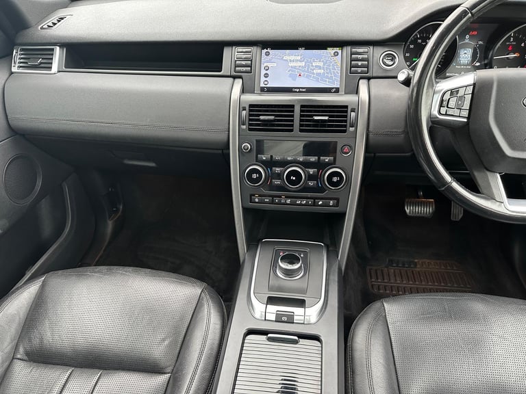 Land Rover Discovery Sport 4x4 / AUTO / 7 SEATS / HUGE SPEC 