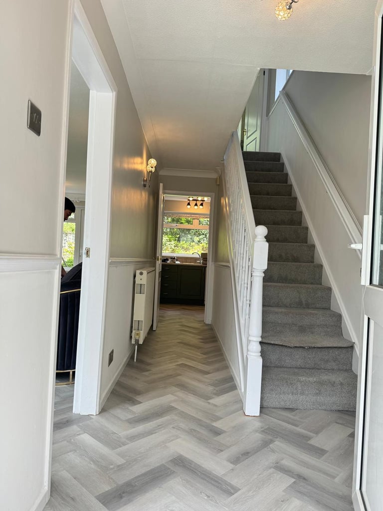 3 bed detached house to rent