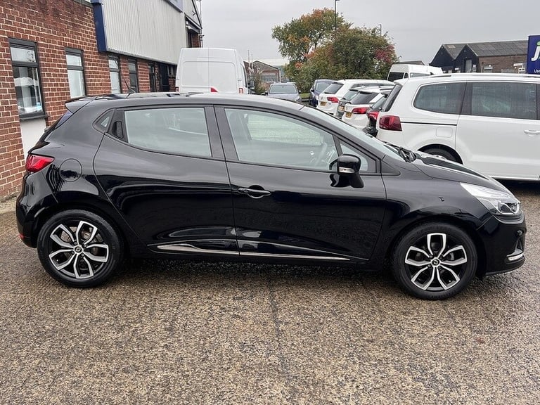  Renault Clio 1.5 dCi [90 Play Hatchback Diesel Manual