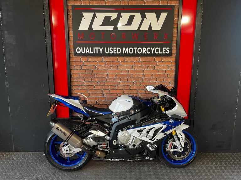 2013 BMW S1000RR HP4 CARBON LOW MILES MINT EXAMPLE 