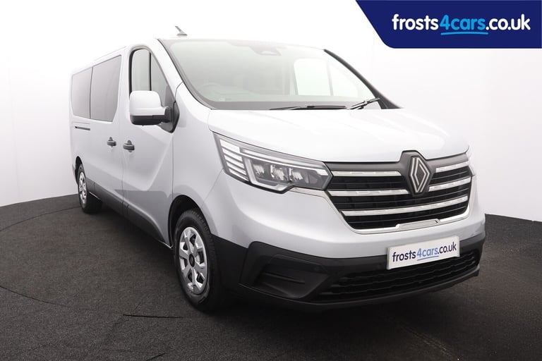 2025 Renault Trafic Minibus LL30 2.0dCi 150 Advance 9 Seater Standard Roof Minibus Diesel Manual