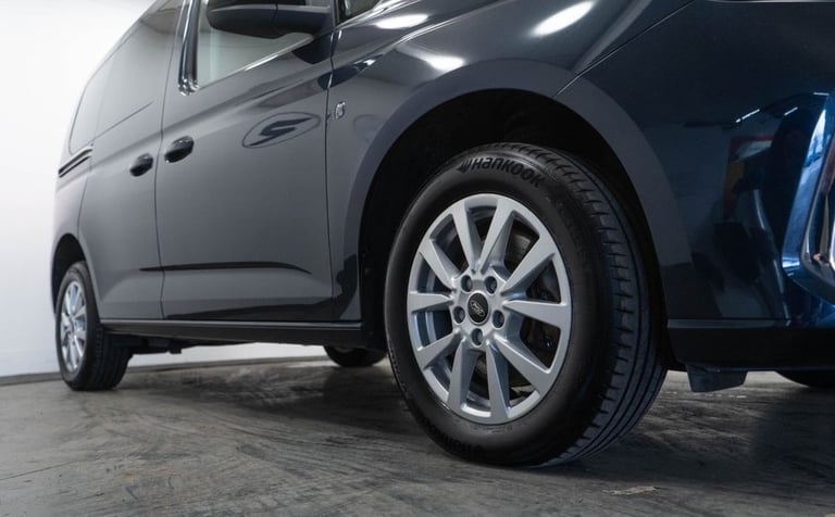 2022 72 FORD TOURNEO CONNECT 2.0 ECOBLUE TITANIUM MPV 5DR DIESEL DCT EURO 6 (S/S