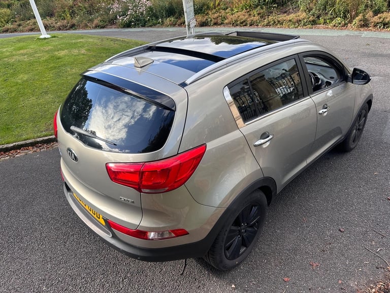 2015 Kia Sportage 2.0 CRDi KX-4 SUV 5dr Diesel Manual AWD Euro 5 (181 bhp) ESTATE Diesel Manual