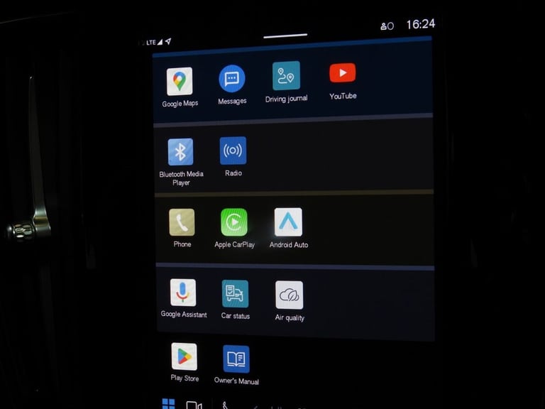 2023 73 VOLVO S90 2.0H T8 RECHARGE 18.8KWH PLUS SALOON 4DR PETROL PLUG-IN HYBRID