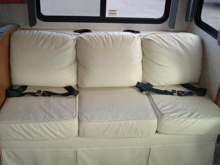 Fleetwood Fiesta 32S american motorhome rv PETROL AUTOMATIC 2007/53