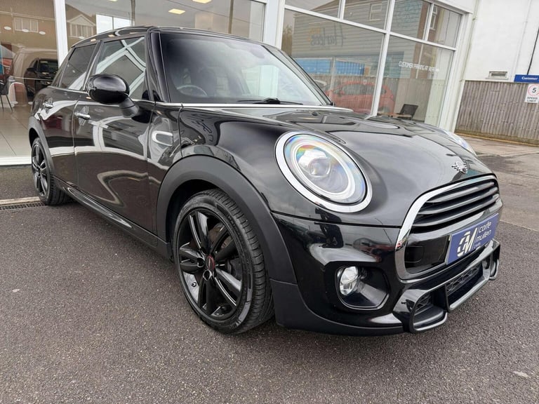 MINI HATCH 1.5 Cooper Sport Euro 6 (s/s) 5dr 2019