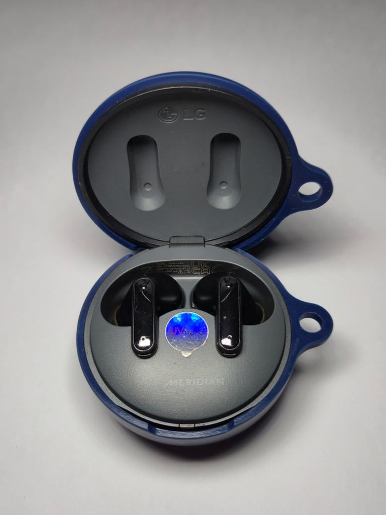 image for LG TONE Free UFP9 Wireless Earbuds - FOR PARTS/REPAIR - Working w/ Issues