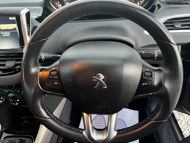 2015 Peugeot 2008 1.2 PureTech Urban Cross Euro 6 (s/s) 5dr HATCHBACK Petrol Manual