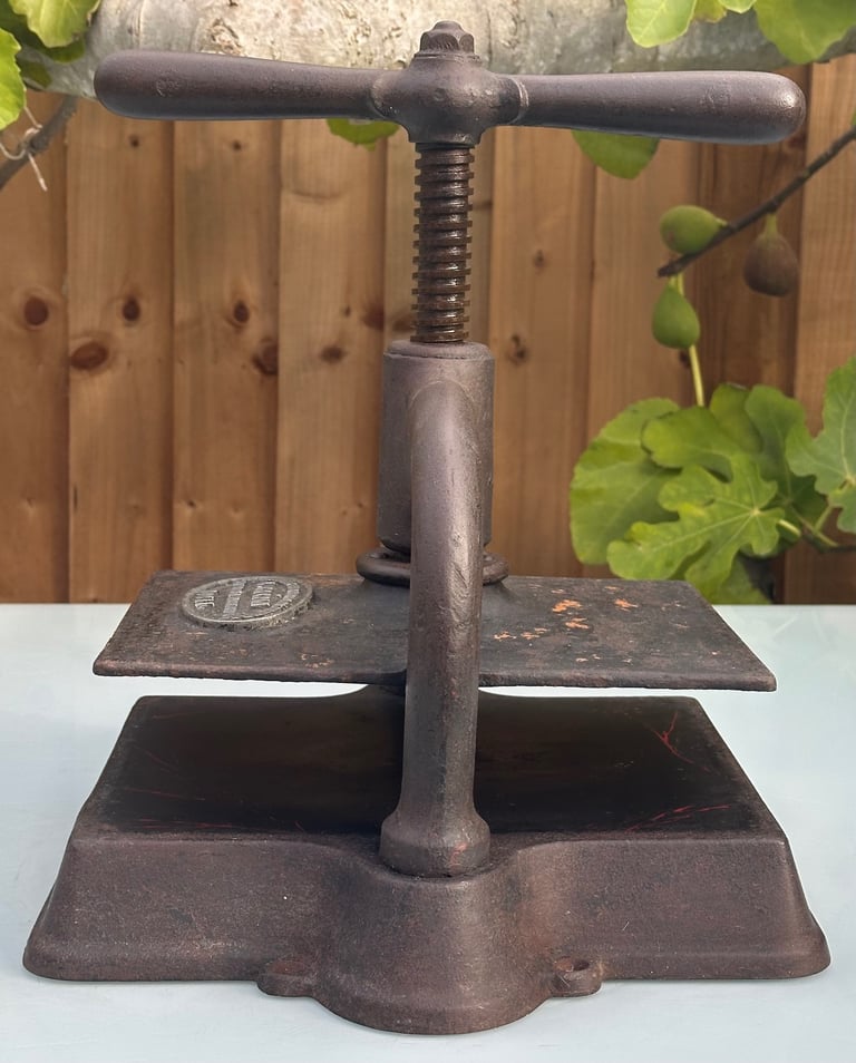 ANTIQUE FRENCH CAST IRON BOOK PRESS, NOTAIRE COPY BINDING PRESS - L CREPIN DOUAI, 1900s - WILL POST!