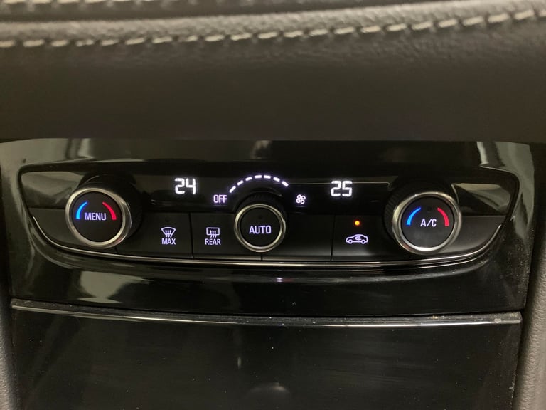 2021 Vauxhall Grandland X 1.2 Turbo SE Premium SUV 5dr Petrol Manual Euro 6 (s/s) (130 ps) - 17IN...