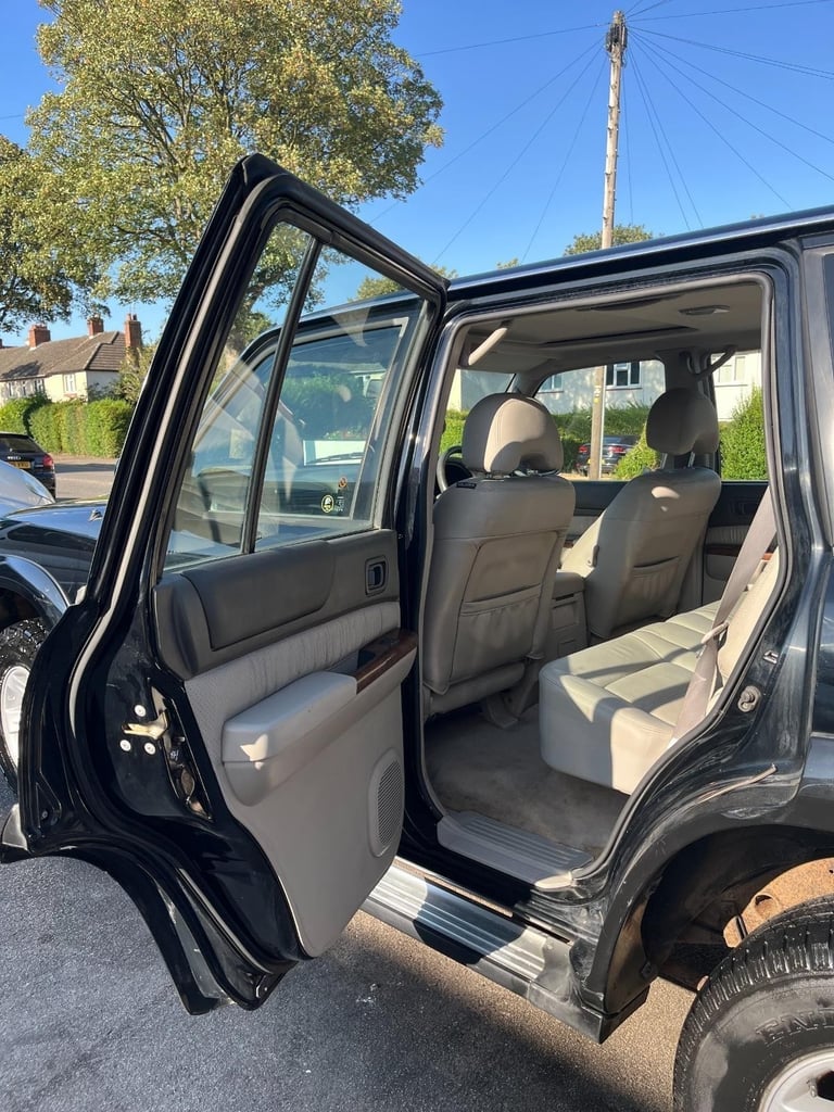 Nissan Patrol 3.0 SVE Di 158 5 Doors 7 Seats  DIESEL MANUAL 2004/54