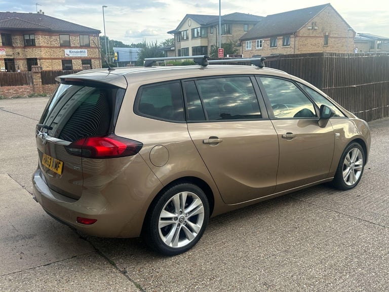 VAUXHALL ZAFIRA TOURER 2.0 CDTi SRi 2013
