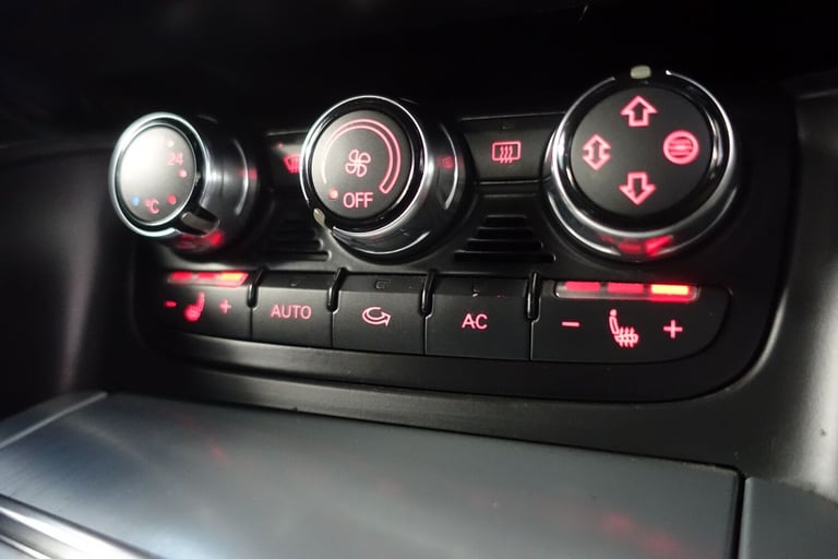 2007 Audi TT 3.2 TFSI V6 Roadster 2dr Petrol S Tronic quattro Euro 4 (250 ps) Convertible Petrol ...