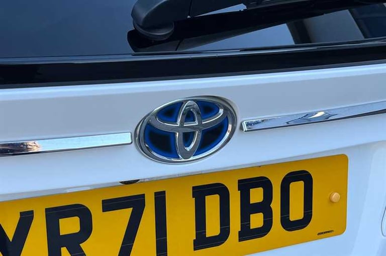 2021 Toyota C-HR 2.0 VVT-h GPF Excel SUV 5dr Petrol Hybrid CVT Euro 6 (s/s) (184 ps) SUV Hybrid A...