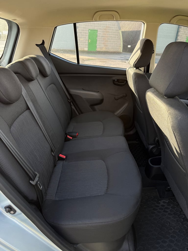 Hyundai i10 2011 only 8,700 miles from New !