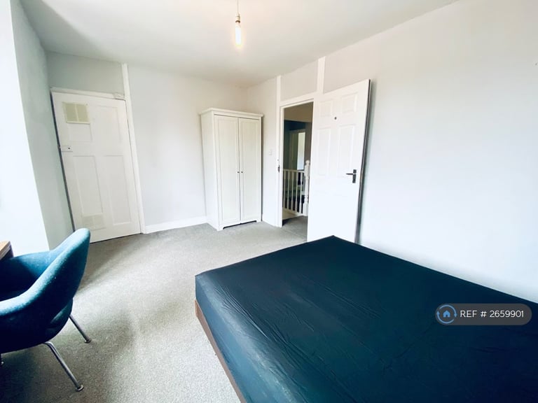 7 bedroom house in Eagle Street, Leamington Spa, CV31 (7 bed) (#2659901)