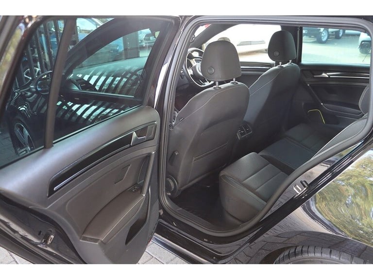 2019 Volkswagen Golf 2.0 TSI R Estate 5dr Petrol DSG 4Motion Euro 6 (s/s) (300 ps) Estate Petrol ...