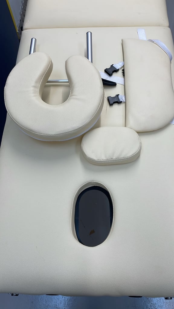 Beauty/massage beds