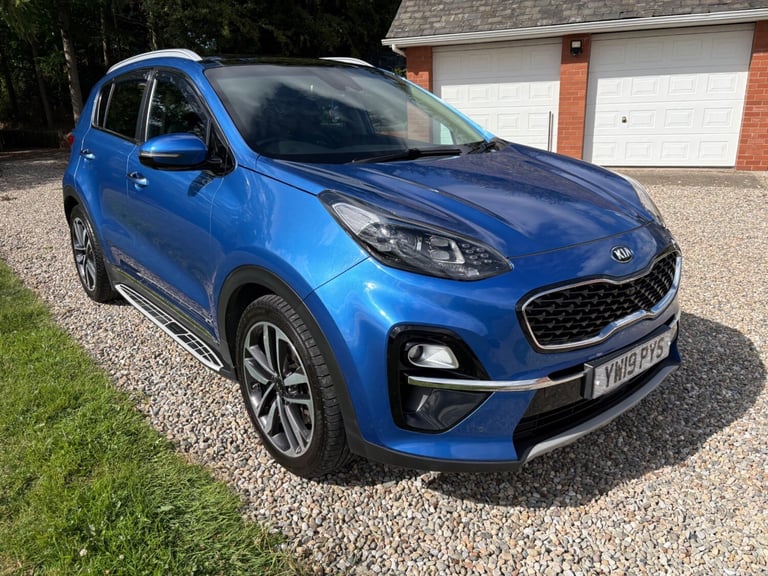 Kia Sportage 2.0 Diesel ISG 4 AWD Auto.Heated leather,reverse camera,pan roof