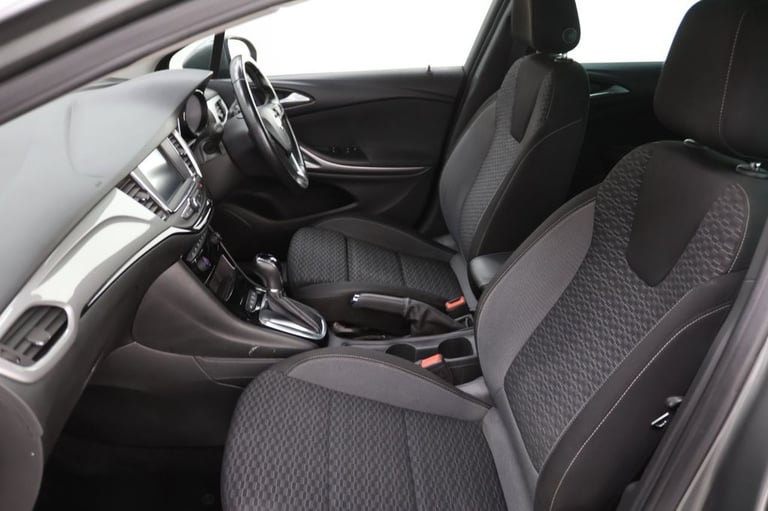 2020 Vauxhall Astra 1.5 Turbo D SRi VX-Line Nav 5dr Auto HATCHBACK DIESEL Automatic