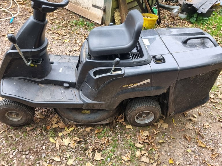 Alpina ride on lawn mower 