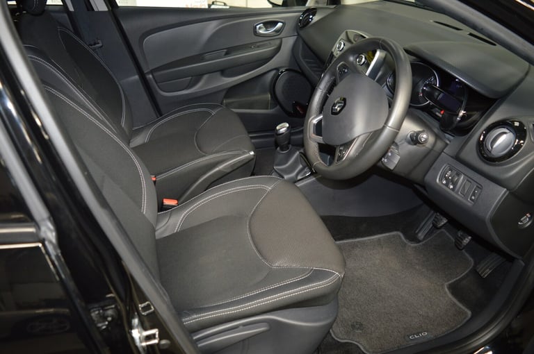 2025 Renault Clio 1.5 dCi 90 Play 5dr Hatchback DIESEL Manual
