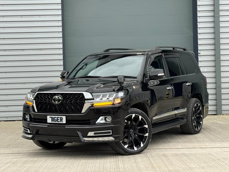 TOYOTA LAND CRUISER 4.6 V8 2019 (19) WALD CONVERSION + GREAT SPEC + 59,000 MILES