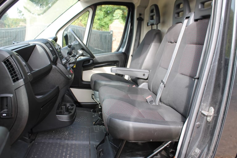 2019 Peugeot Boxer 2.0 BlueHDi H2 Professional Van 130ps PANEL VAN Diesel Manual