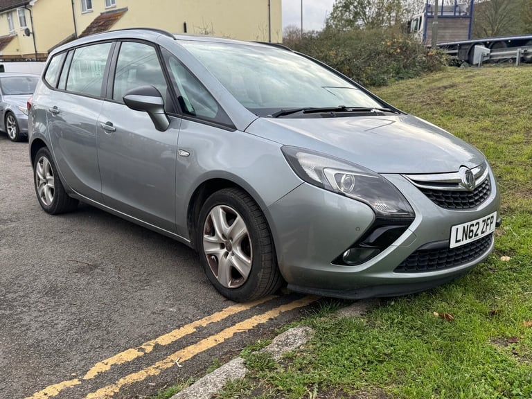 2012 Vauxhall Zafira 1.8i Exclusiv 5dr MPV Petrol Manual