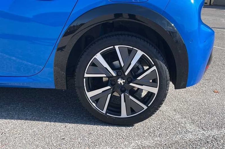 2021 Peugeot 208 1.2 PureTech GT Hatchback 5dr Petrol EAT Euro 6 (s/s) (100 ps) Hatchback Petrol ...
