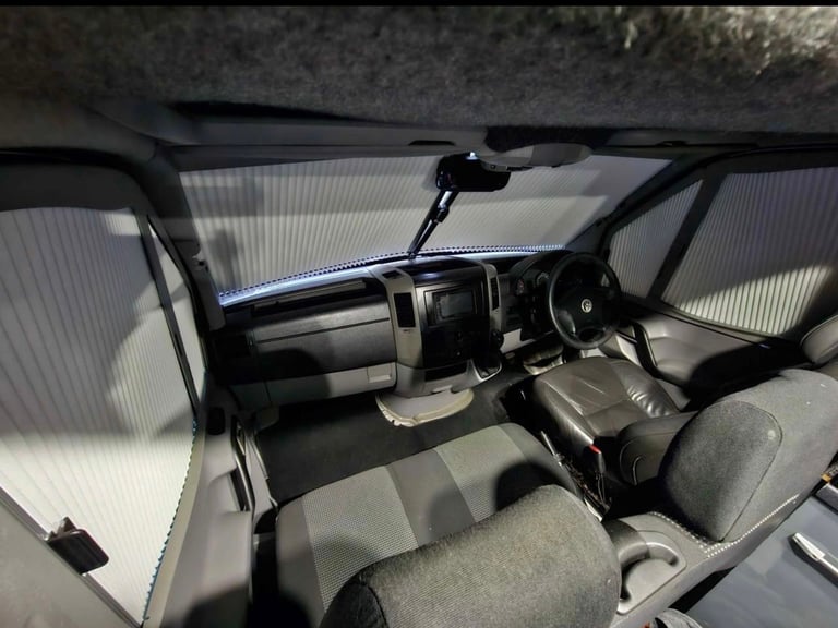 MUST SELL  - Volkswagen, CRAFTER, 2010, LWB manual 6 speed 2459 (cc)