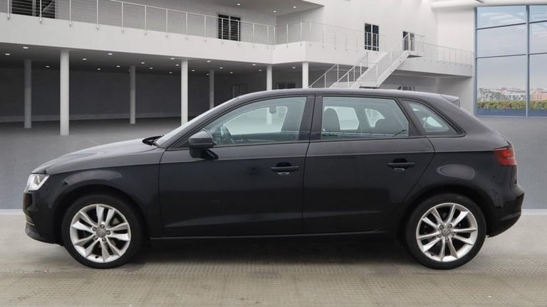 2013 Audi A3 1.6 TDI SE Sportback 5dr Diesel Manual Euro 5 (s/s) (105 ps) Hatchback Diesel Manual