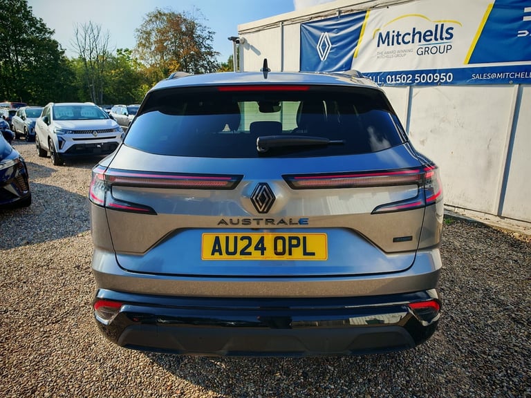 2024 Renault Austral E-Tech FHEV Iconic Esprit Alpine 5dr Auto 4C Estate Hybrid Automatic