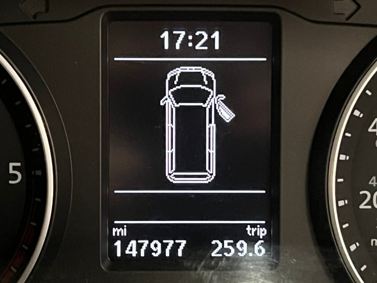 2017 Volkswagen Transporter T30 L2 TRENDLINE 2.0TDI BLUEMOTION 150PS DSG AUTO LWB VAN (EURO 6) PA...