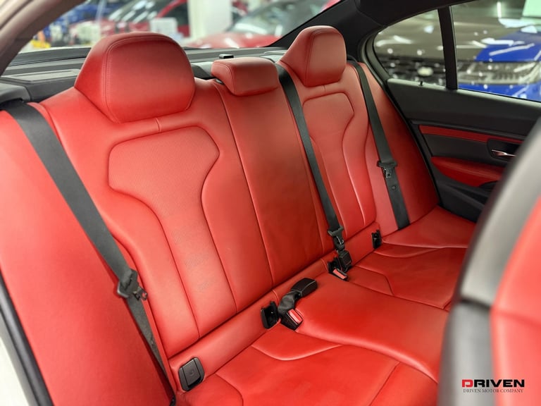 HUGE SPEC! BMW M3 3.0 BiTurbo DCT 4DR SALOON + CARBON + RED LTHR + FREE&nbsp;DELIVERY