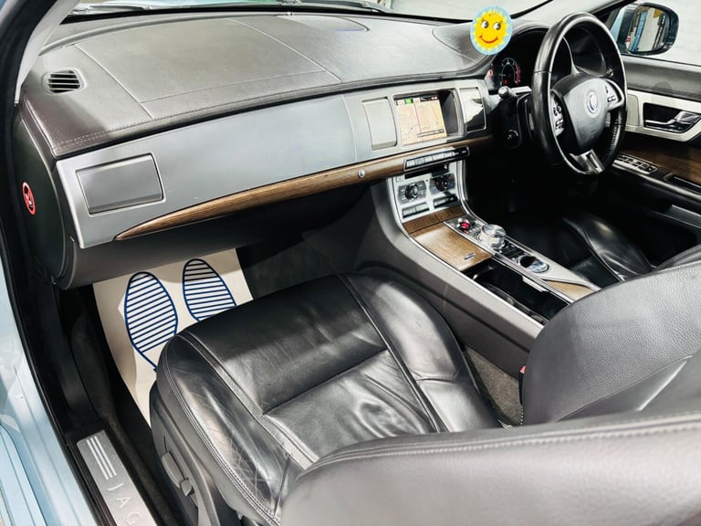 2013 Jaguar XF 3.0d V6 Luxury 4dr Auto [Start Stop] SALOON DIESEL Automatic