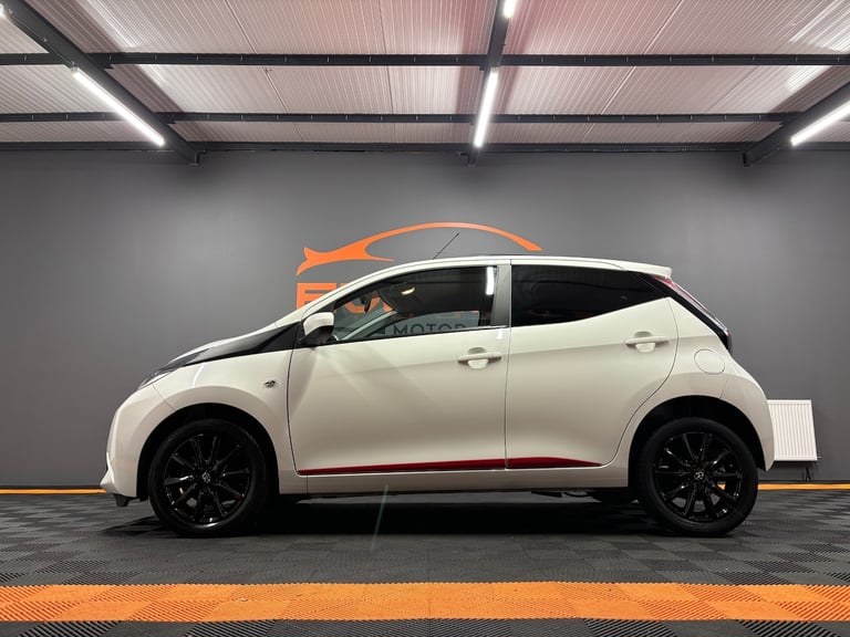 2017 Toyota AYGO 1.0 VVT-i X-Press 5dr x-shift HATCHBACK Petrol Manual