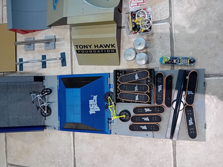 Tech Deck / Tony Hawk bundle
