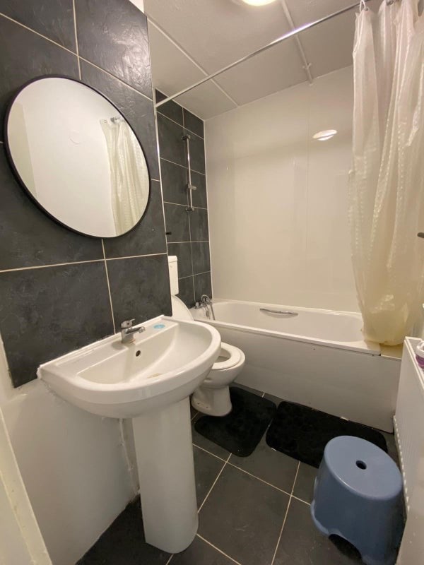 💫 Spacious Double Rooms Available in Battersea – SW11📍