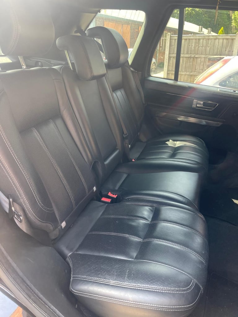 Land Rover Range Rover Sport 3.0TDV6 ( 258ps ) 4X4 Auto 2014MY HSE Black Edition