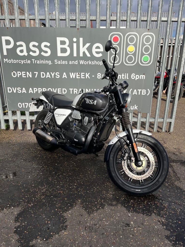 image for BSA Bantam 350cc Classic Style Motorcycle Avalon Grey Ex-Demo 428 Miles 2025