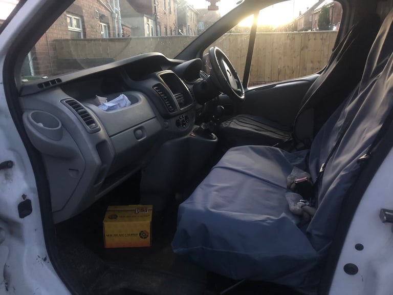 Vauxhall vivaro 2011