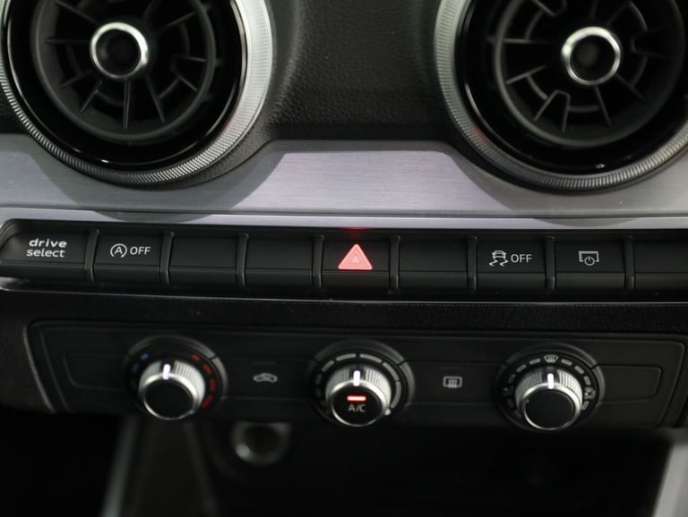 2022 Audi Q2 35 TFSI S Line 5dr S Tronic ESTATE PETROL Automatic