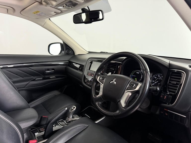 2016 Mitsubishi Outlander 2.0h 12kWh GX4h CVT 4WD Euro 6 (s/s) 5dr ESTATE PETROL/ELECTRIC Automatic