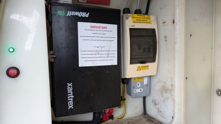 2018 18 TOYOTA HI-LUX 2.4 D-4D ACTIVE PICKUP EXTENDED CAB 4DR DIESEL MANUAL 4WD 